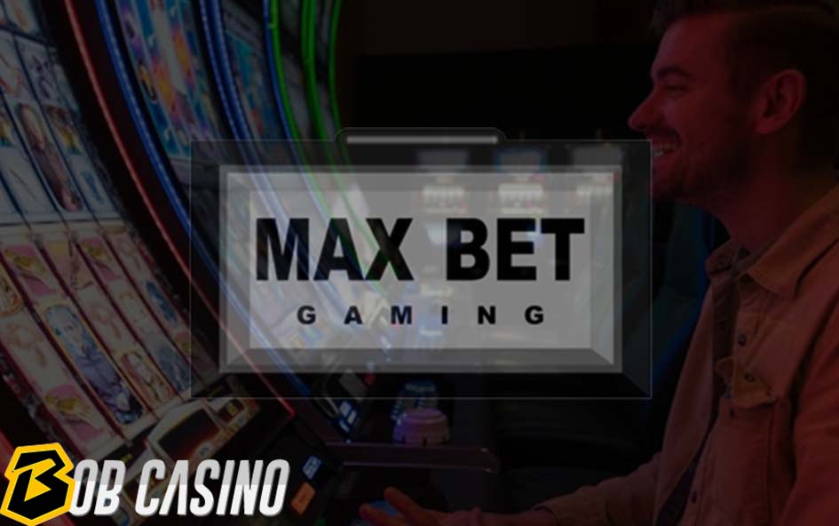 Man placing maximum bet in slots.